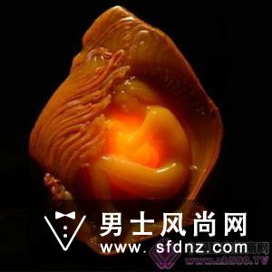 桃花玉手镯怎么挑选 怎么保养