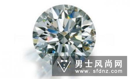0.5克拉的钻石有多大 0.5克拉钻石的价格是多少