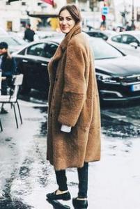 乐福鞋搭什么衣服穿好看 乐福鞋搭配技巧