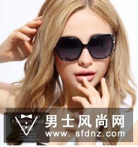脸小适合什么太阳眼镜?脸小的女生适合什么样的墨镜?