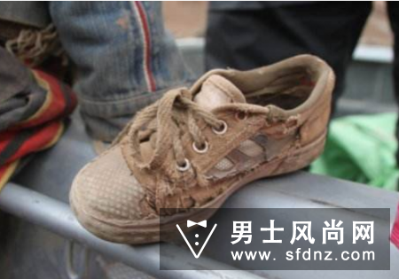 扔旧鞋子有什么忌讳吗 别人扔的鞋能穿吗