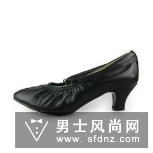 拉丁舞鞋鞋跟高度怎么选 怎么穿