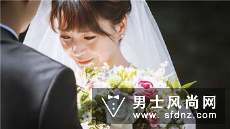 我家那闺女吴昕同款书包是什么牌子 保温杯是什么牌子