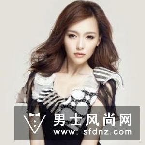 林允儿黄美英 韩国女星最新夏装搭配上线