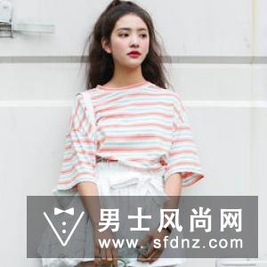 今年流行的衬衫有点花？大势微花衬衫搭配无压力