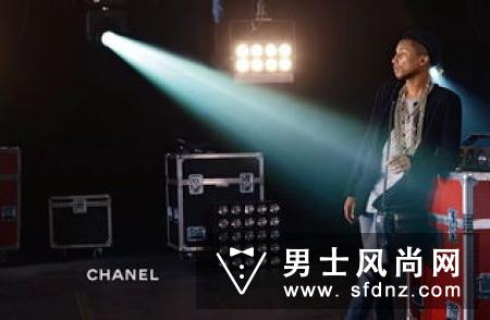 香奈儿与菲董联名美爆了！连Jennie都跟上风潮抢先穿上