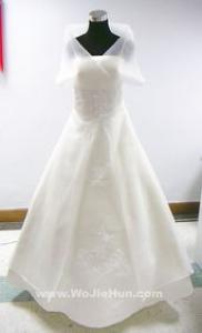 手臂粗适合穿什么婚纱 手臂粗如何选择婚纱