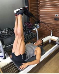 锐步速干排汗运动衣聪明有“材”，让健身事半功倍
