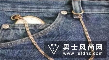 皮裤粘上血渍怎么洗 腰大了怎么改