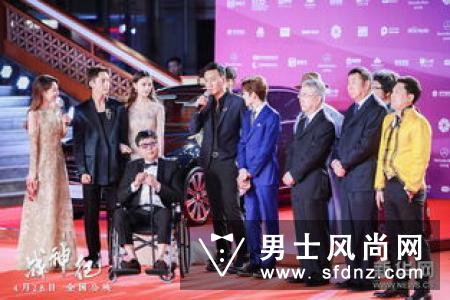 2018北影节闭幕式红毯礼服 佟丽娅最美！