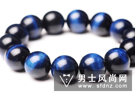 蓝虎眼石戴哪只手 价格是多少