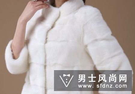 貂皮大衣多久洗一次合适 可以用雪洗吗