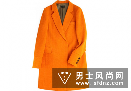 橘色大衣里面穿什么 如何搭配