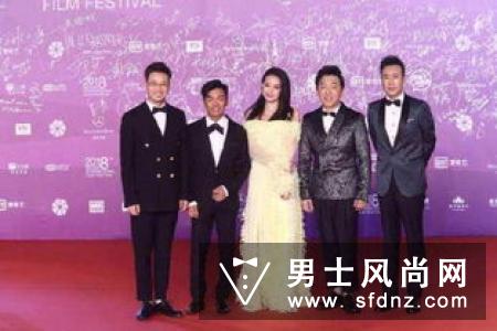 2018北影节闭幕式红毯礼服 佟丽娅最美！