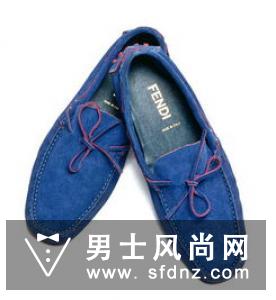 型男装扮大牌乐福鞋