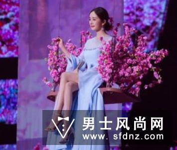 2018amfAR慈善晚宴红毯 华服美裙值得夏季参考