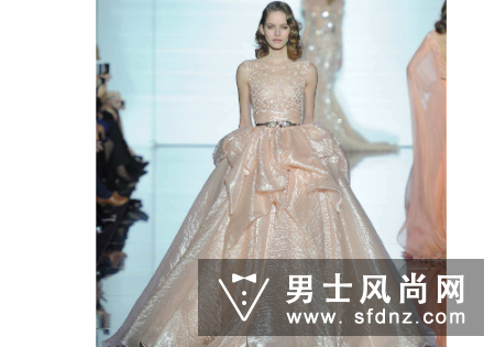 zuhairmurad婚纱为什么那么贵应该怎么保养