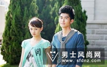 郑爽张翰分手 金童玉女甜蜜造型回顾