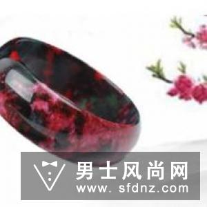凤血玉手镯一般多少钱 为什么那么贵