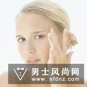 天蓝色代表什么意思 适合什么肤色