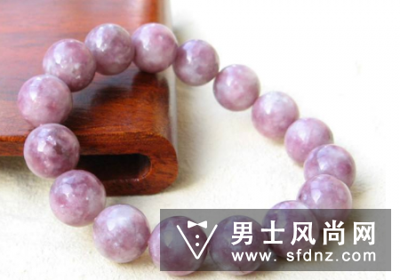 梅花碧玺有哪些特点该如何鉴别 能替代碧玺吗