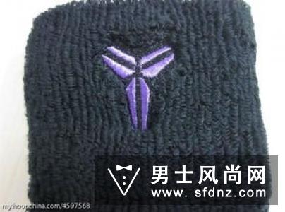 篮球精英袜有什么用 和毛巾袜的区别