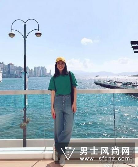 好久不见！高圆圆最新街拍依旧美成小仙女