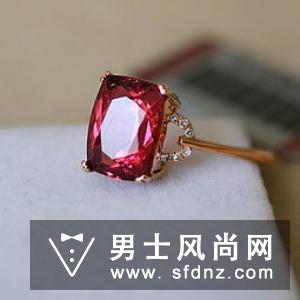 卢比来碧玺多少钱?怎么鉴别?