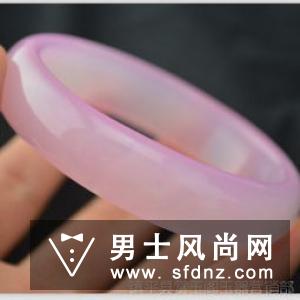 冰花芙蓉玉手镯多少钱 怎么挑选