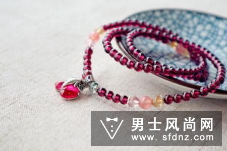 乌鸦血石是什么石 佩戴禁忌