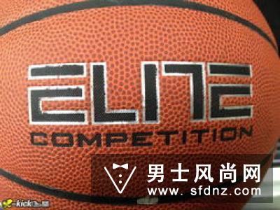 篮球精英袜有什么用 和毛巾袜的区别