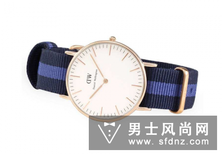 dw手表什么价位 和ck手表哪个好