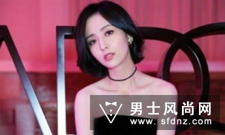 NARS晚宴佟丽娅黑色套装是什么牌子？