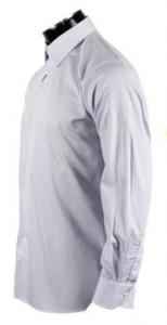 结婚新郎穿什么颜色衬衣 配什么颜色的西服